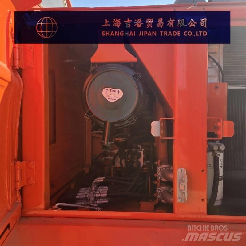 Doosan DX 225 RB Rupsgraafmachines