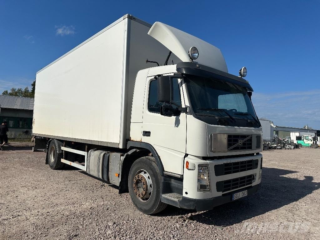 Volvo FM9 Skåpbil Bakwagens met gesloten opbouw