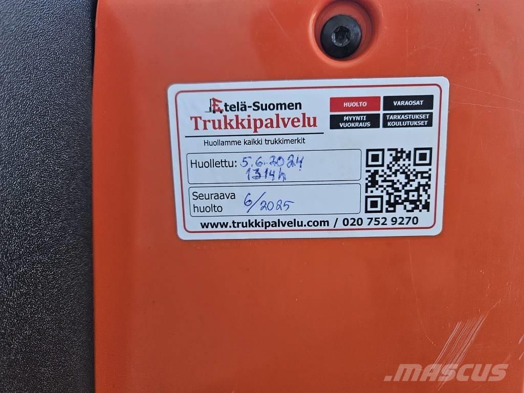 Toyota LWE 200 (myyty) Pallettruck met meerij platform