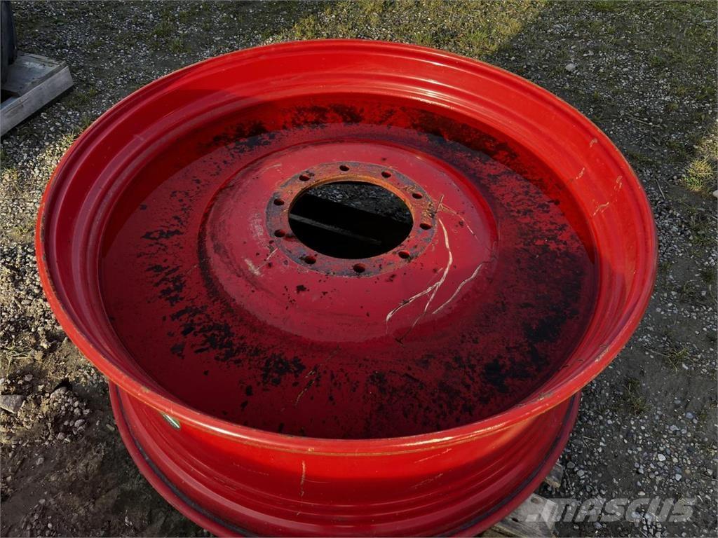Fendt 18x46 Banden, wielen en velgen