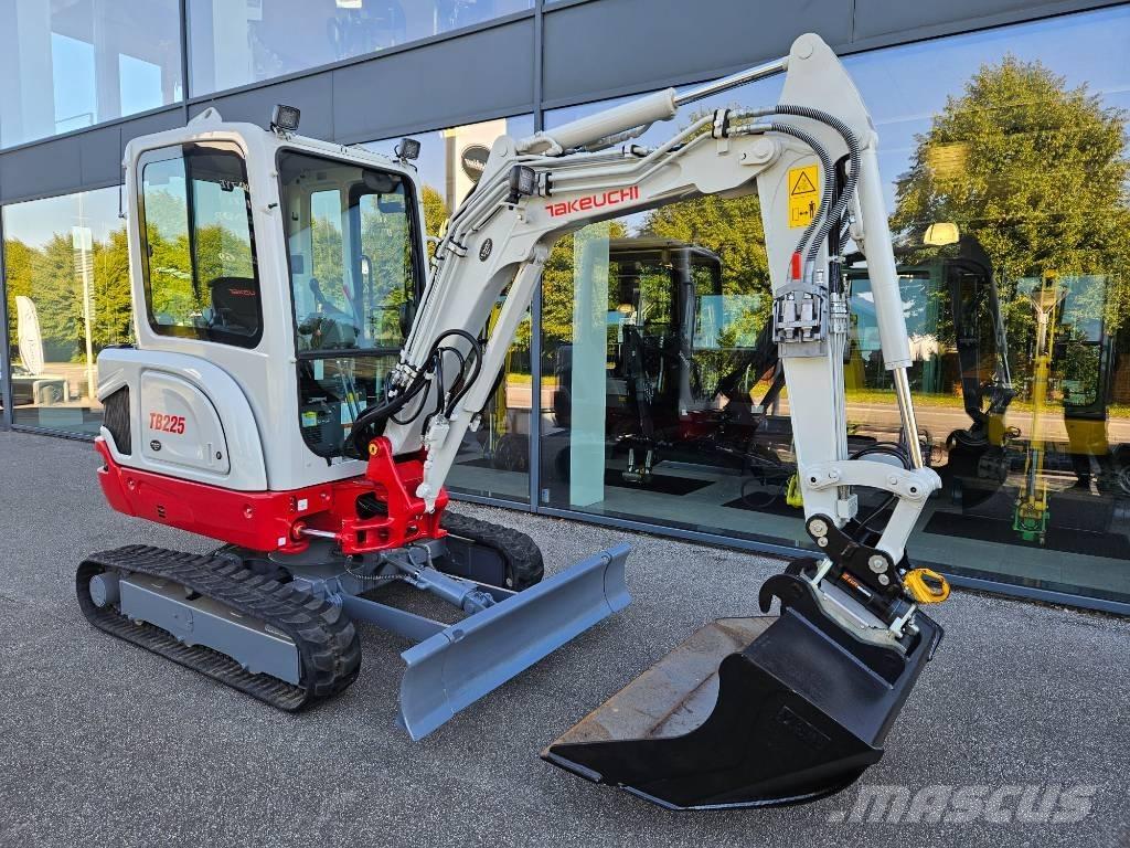 Takeuchi TB 225 Minigraafmachines < 7t