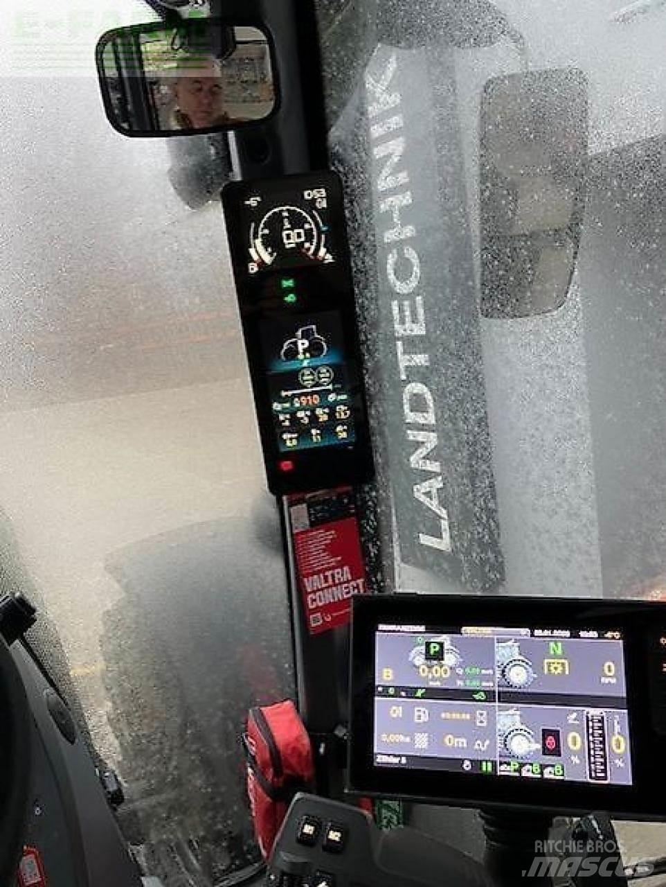 Valtra q305 Tractoren