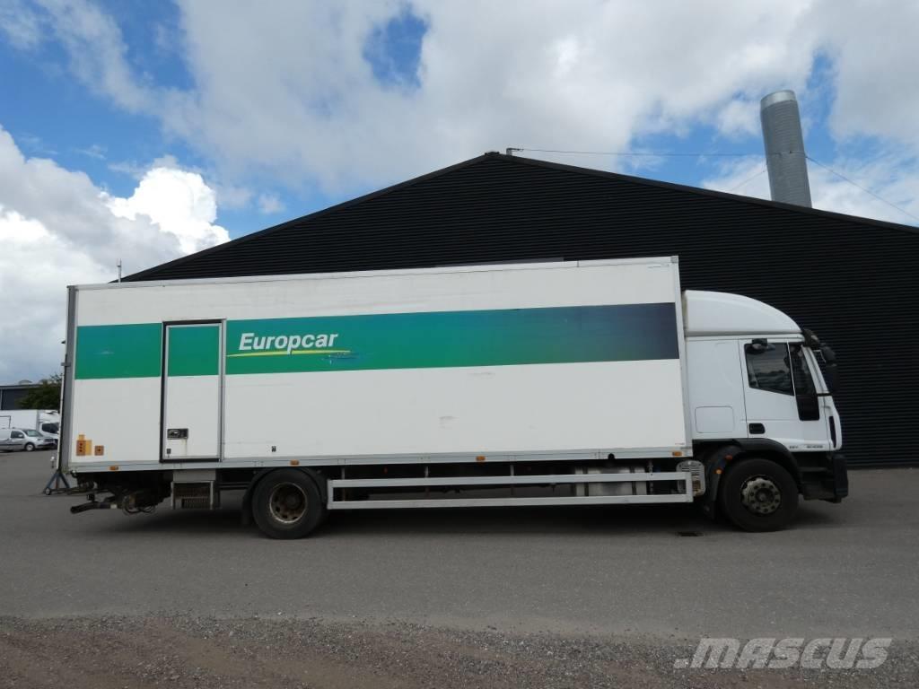 Iveco 180E 28 Bakwagens met gesloten opbouw