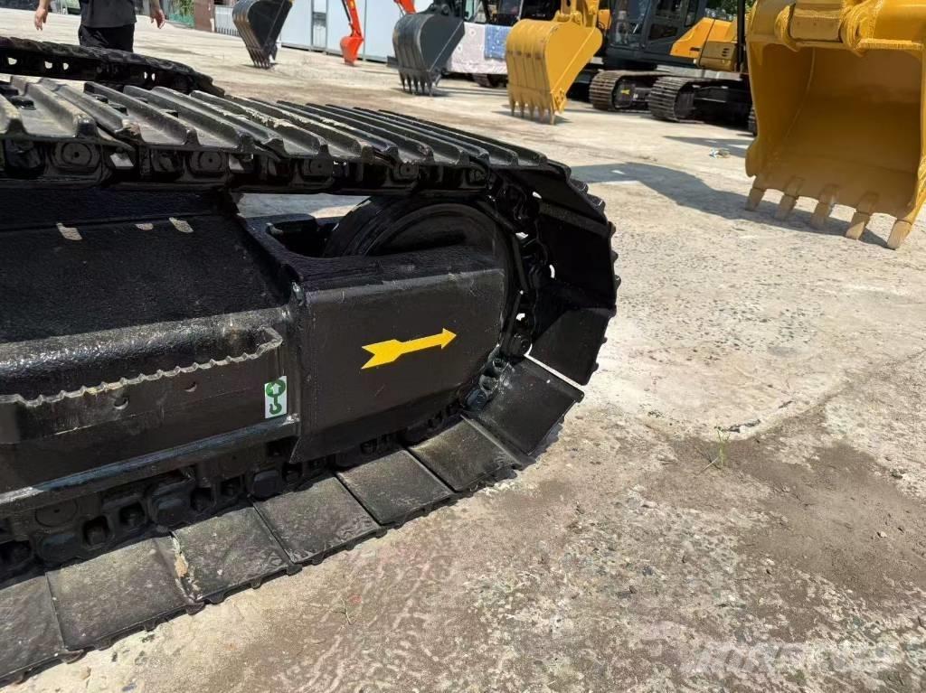 CAT 320D Rupsgraafmachines