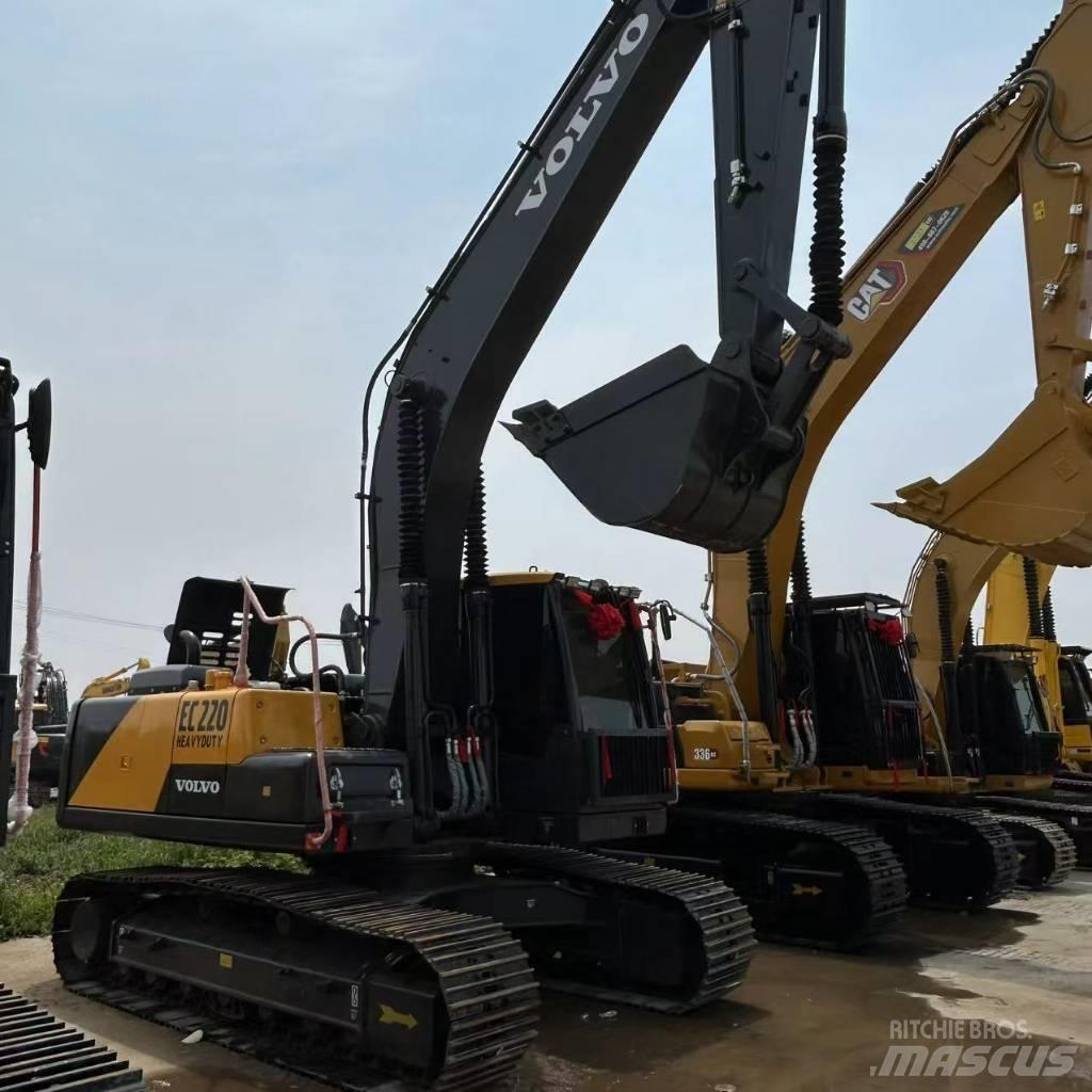 Volvo 220 Rupsgraafmachines