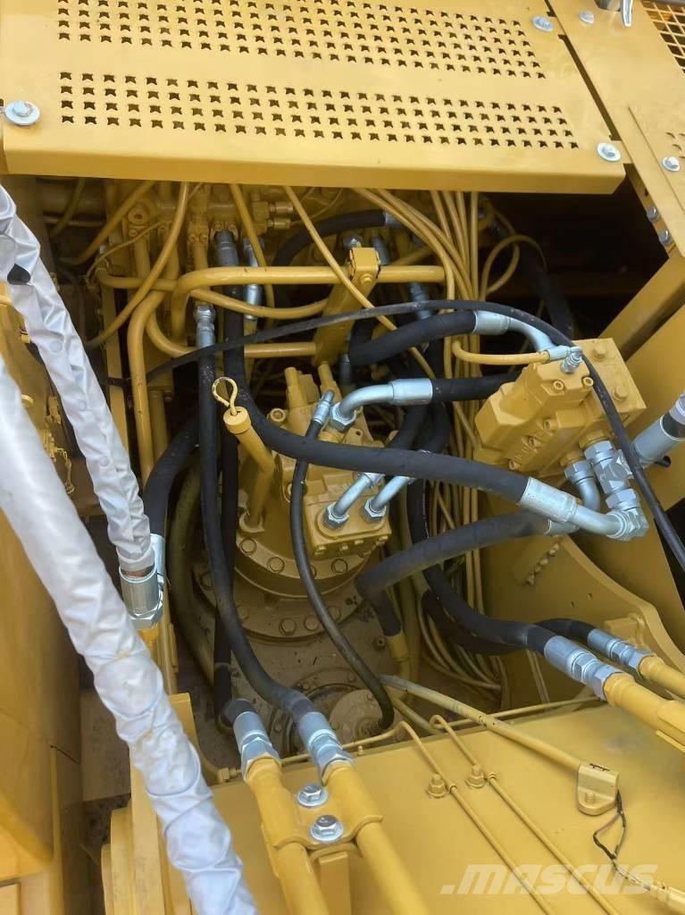 CAT 320 B Rupsgraafmachines