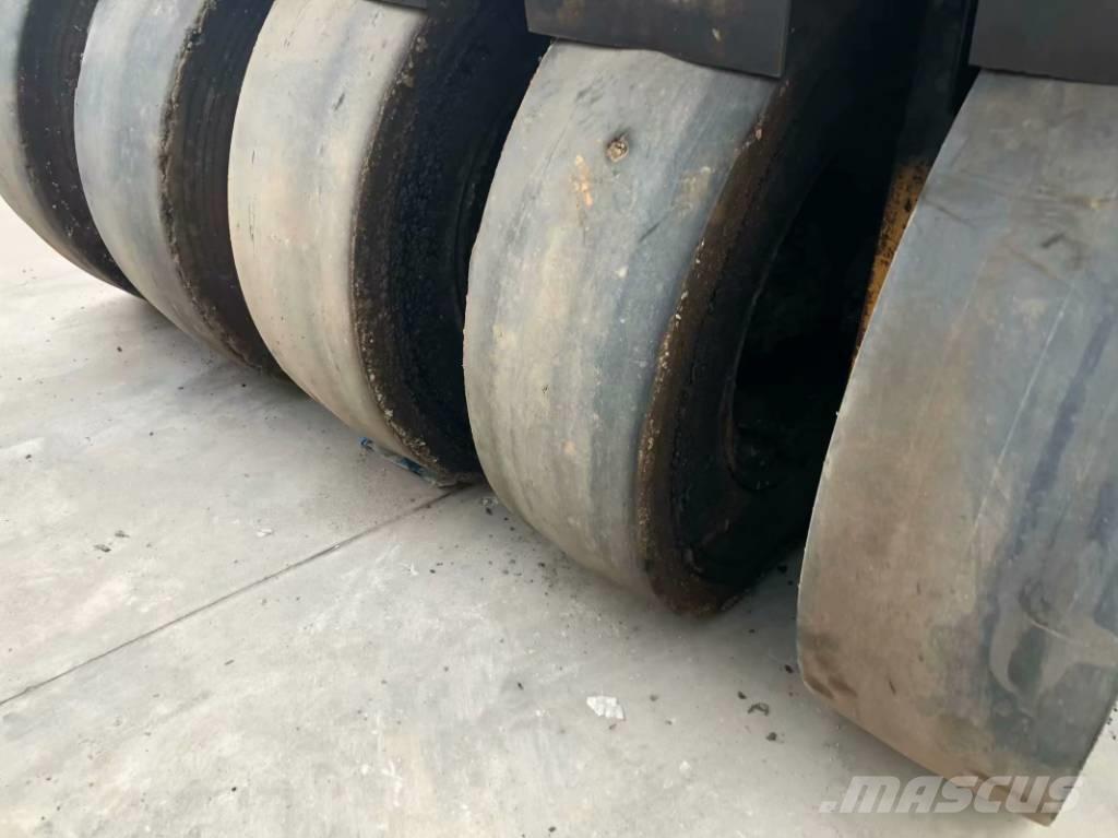 XCMG XP303 Bandenwalsen