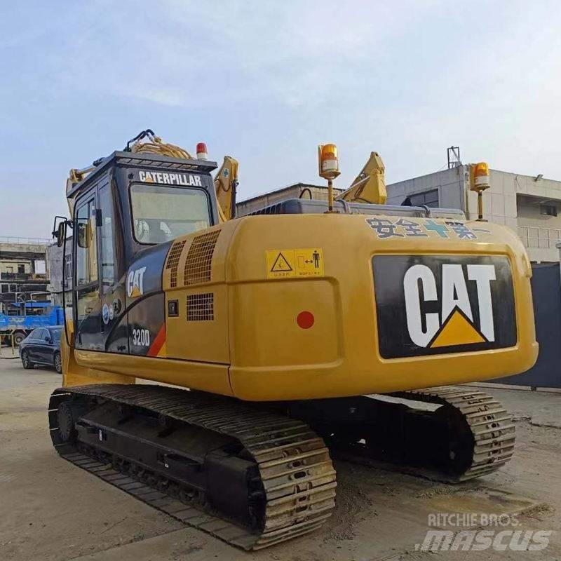 CAT 320 D Rupsgraafmachines