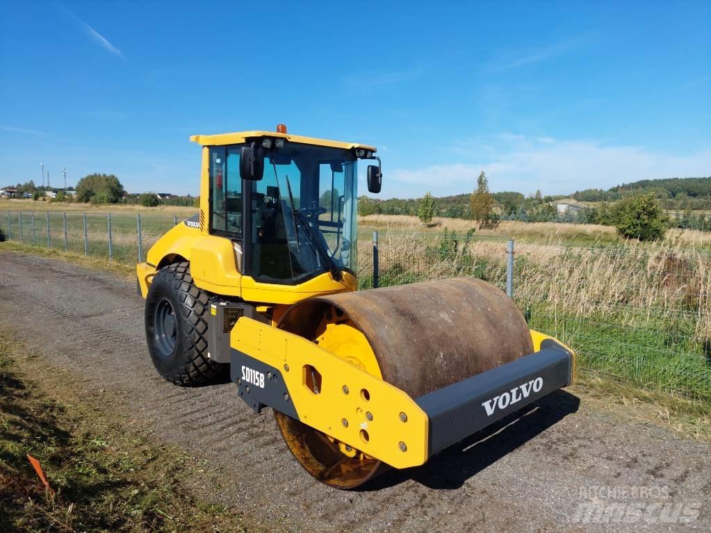 Volvo SD 115 B Trilrolwalsen
