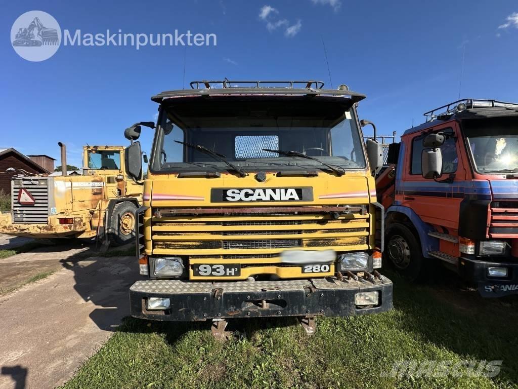 Scania P 93 HL Kipper