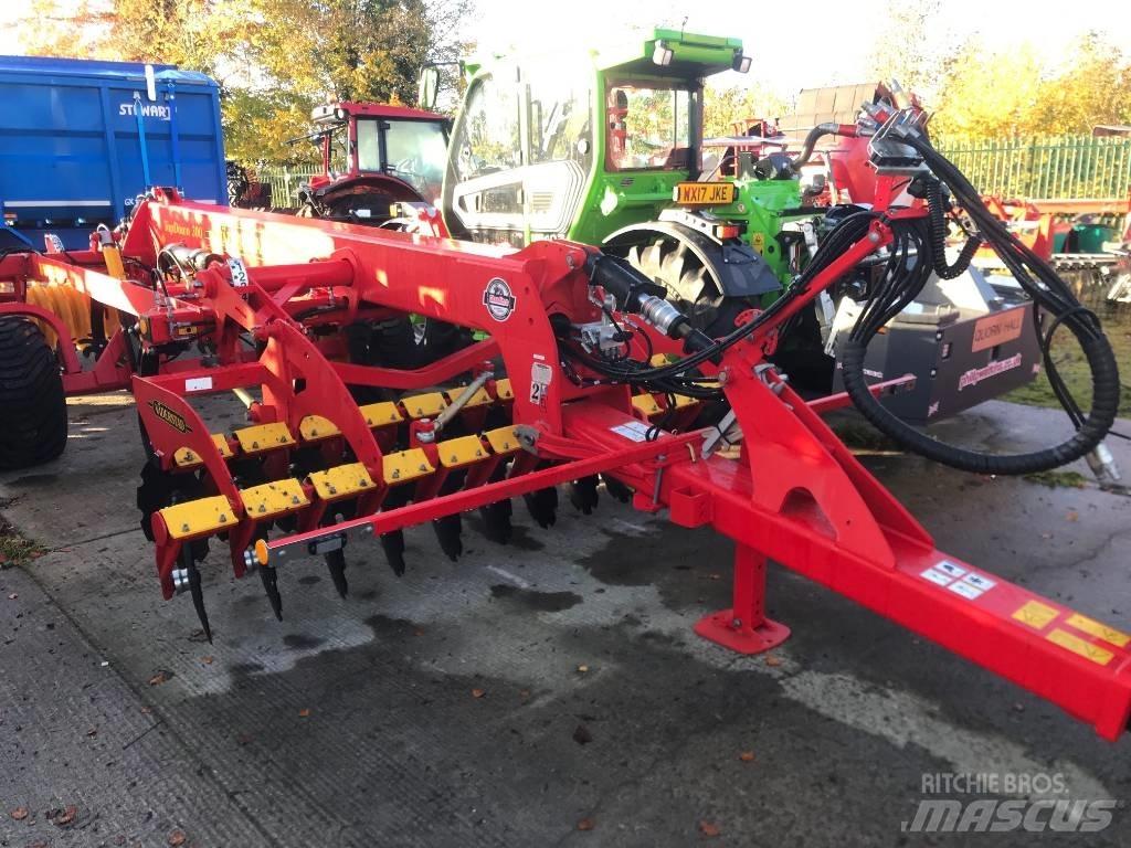 Väderstad TD300 Cultivatoren