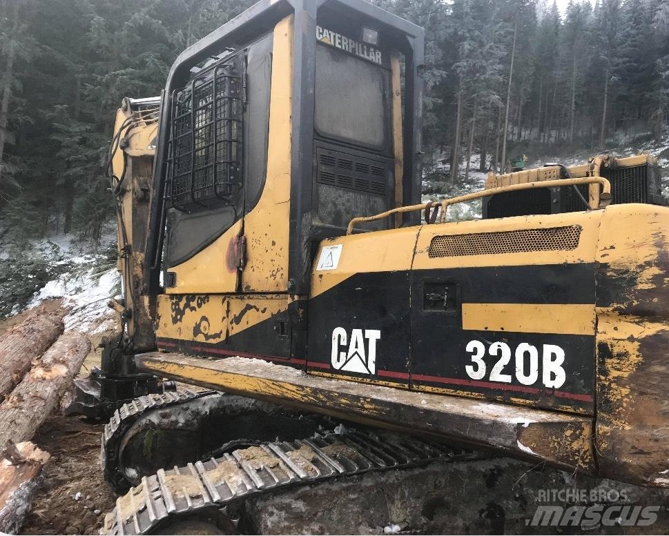 CAT 320 B Rupsgraafmachines