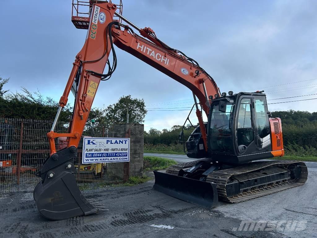 Hitachi ZX 135 US-6 Rupsgraafmachines