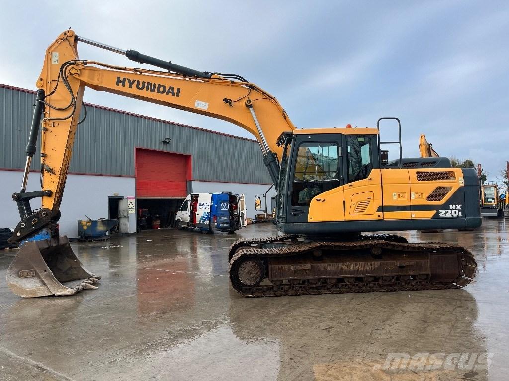 Hyundai HX 220 L Rupsgraafmachines