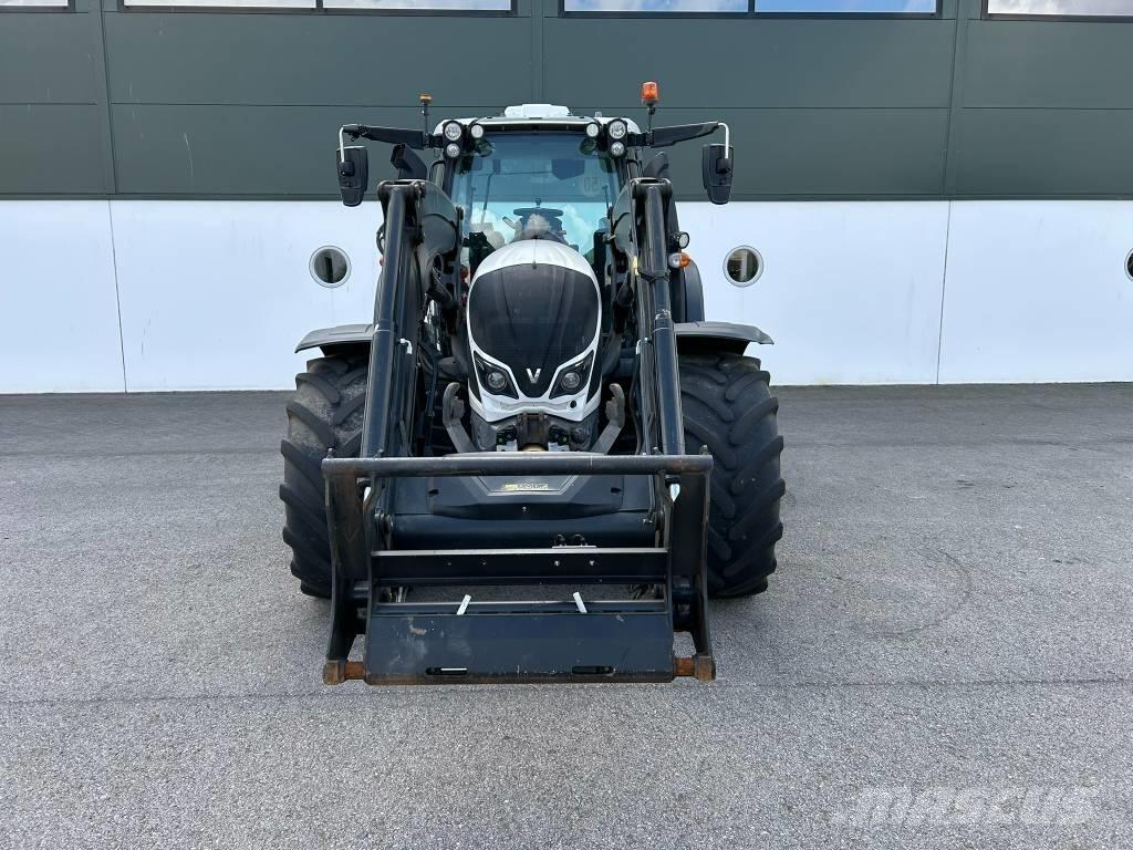 Valtra N 174 Tractoren