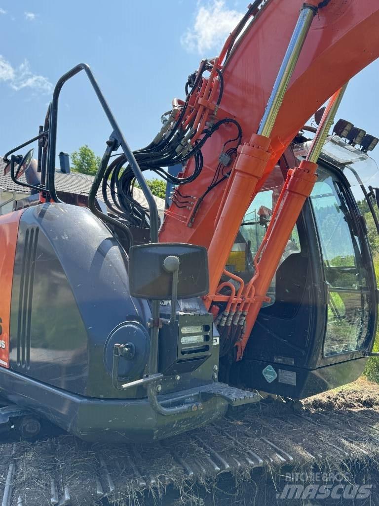 Hitachi ZX135USBL-6 Rupsgraafmachines