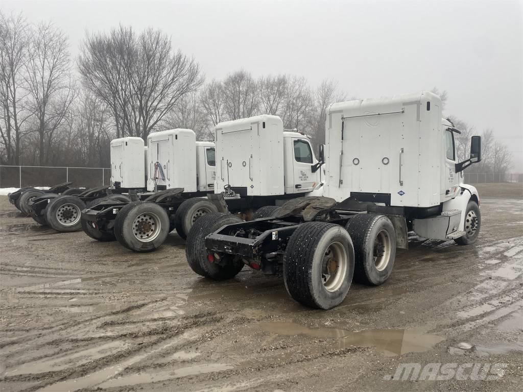 Peterbilt 579 Trekkers