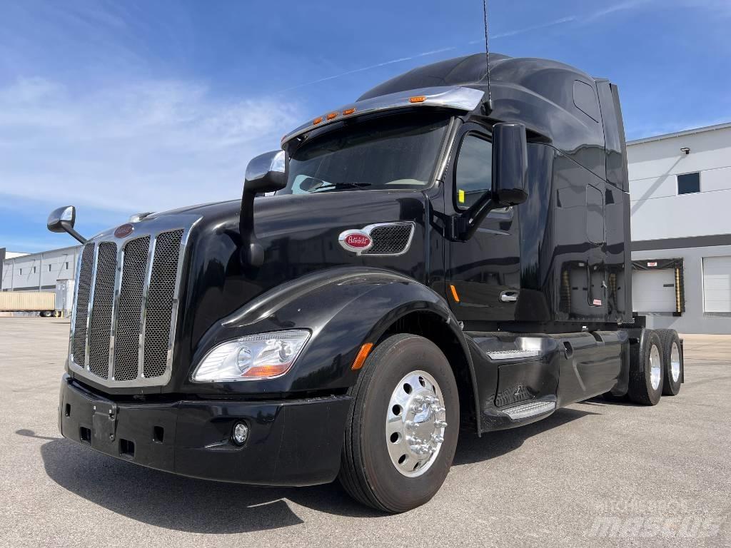 Peterbilt 579 Trekkers