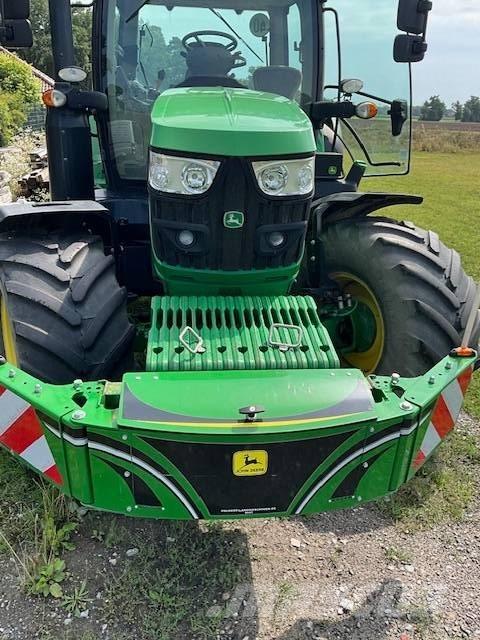 John Deere 6130 R Tractoren