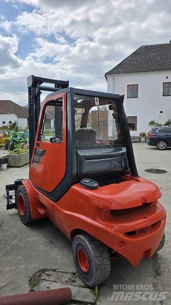 Linde H35D Stapler Meeloop stapelaar