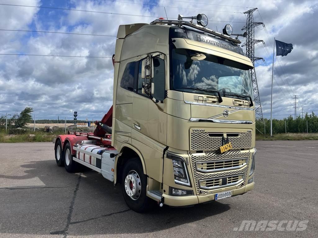 Volvo FH Vrachtwagen met containersysteem