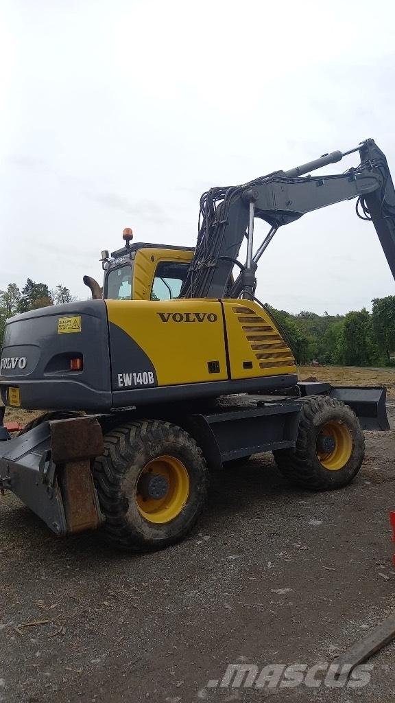 Volvo EW 140 B Wielgraafmachines