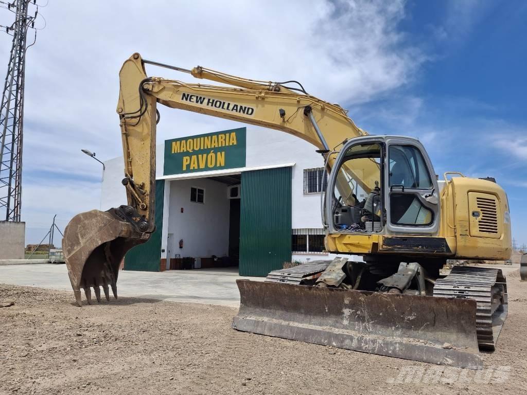 New Holland E 235 SR Rupsgraafmachines