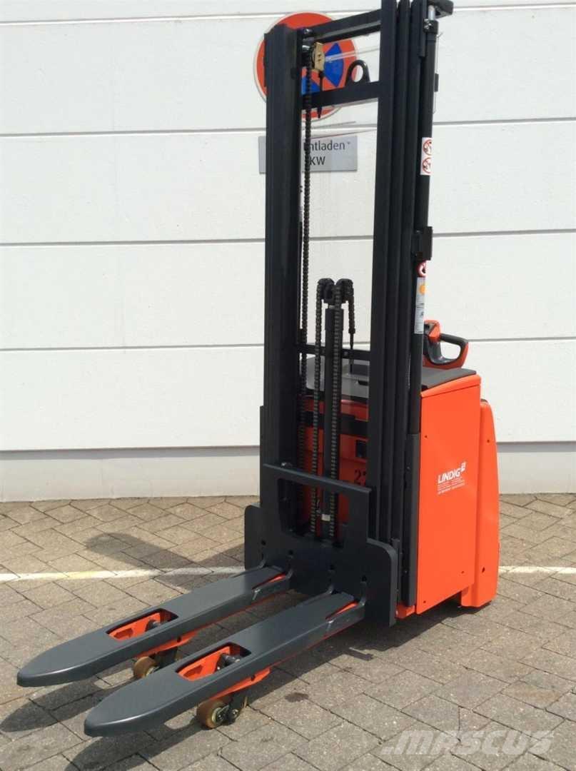 Linde L14I Zelfrijdende stapelaars