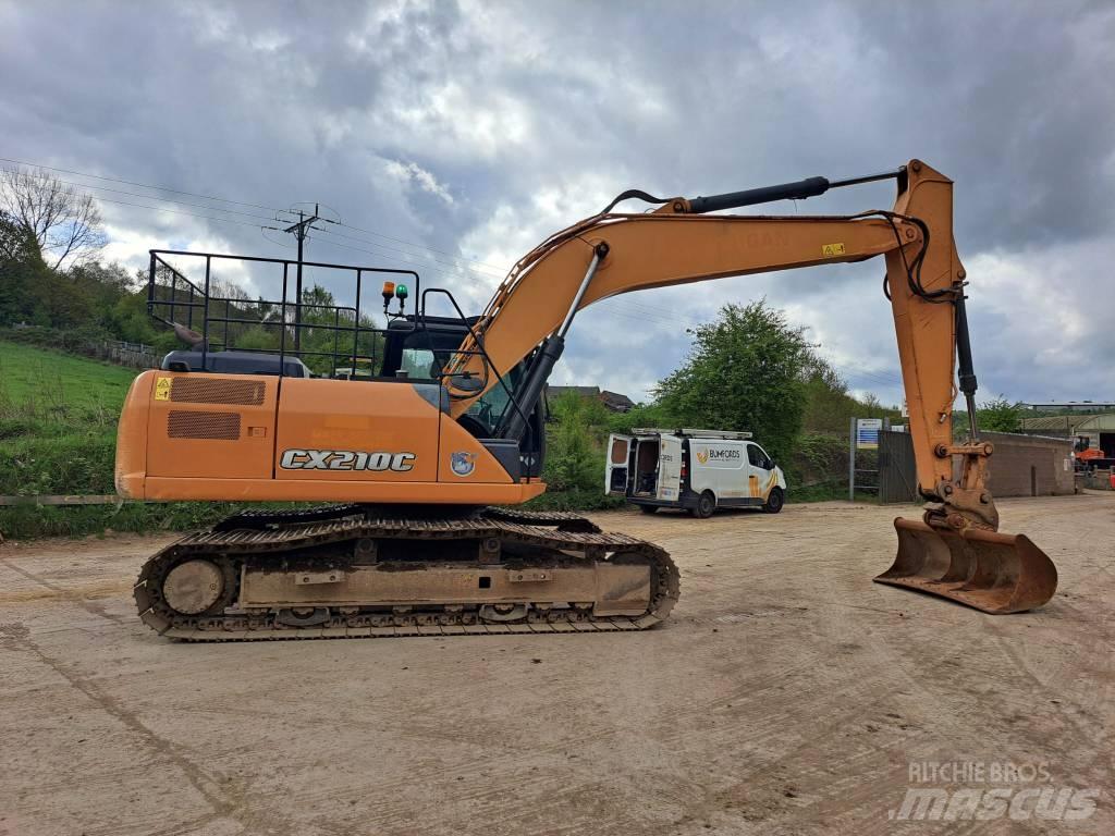 CASE CX 210 C Rupsgraafmachines