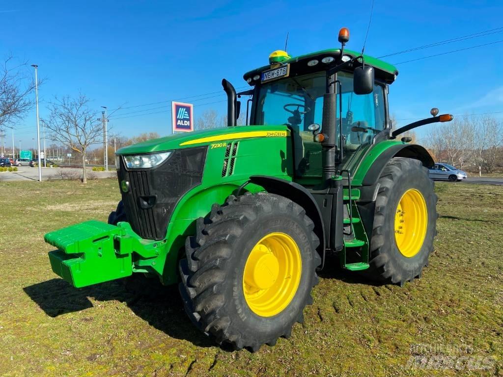 John Deere 7230 R Tractoren