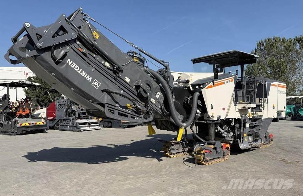 Wirtgen W 207 Fi Asfaltfrezen