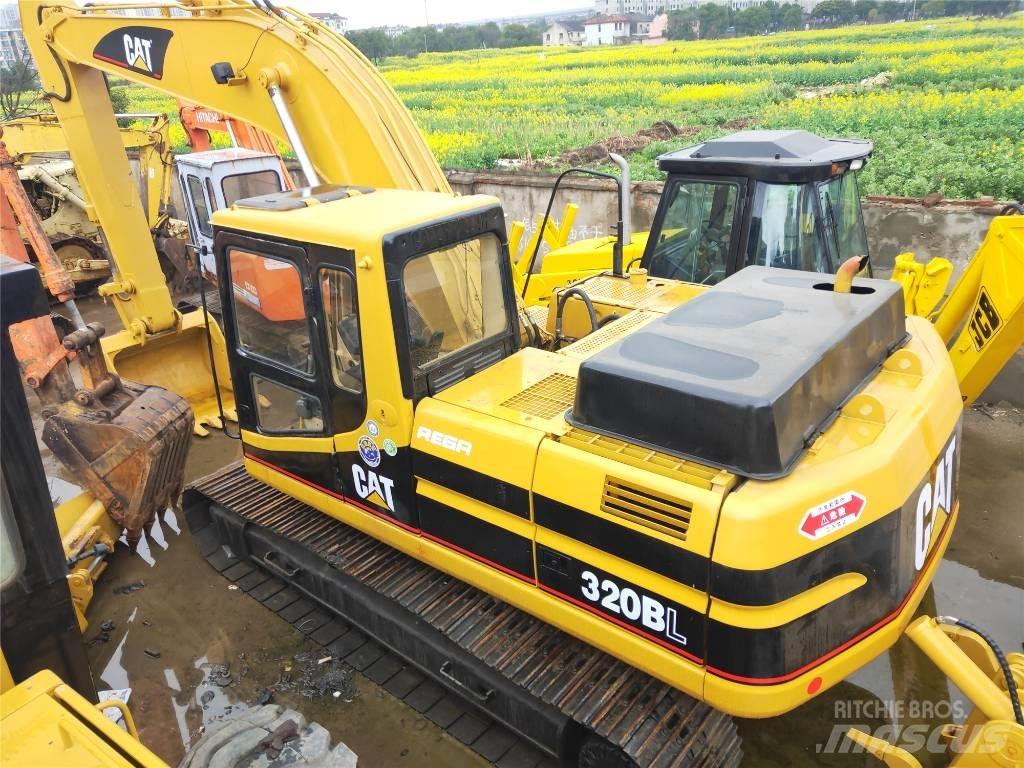 CAT 320B Rupsgraafmachines