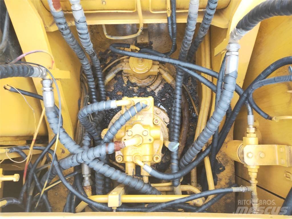 CAT 320B Rupsgraafmachines