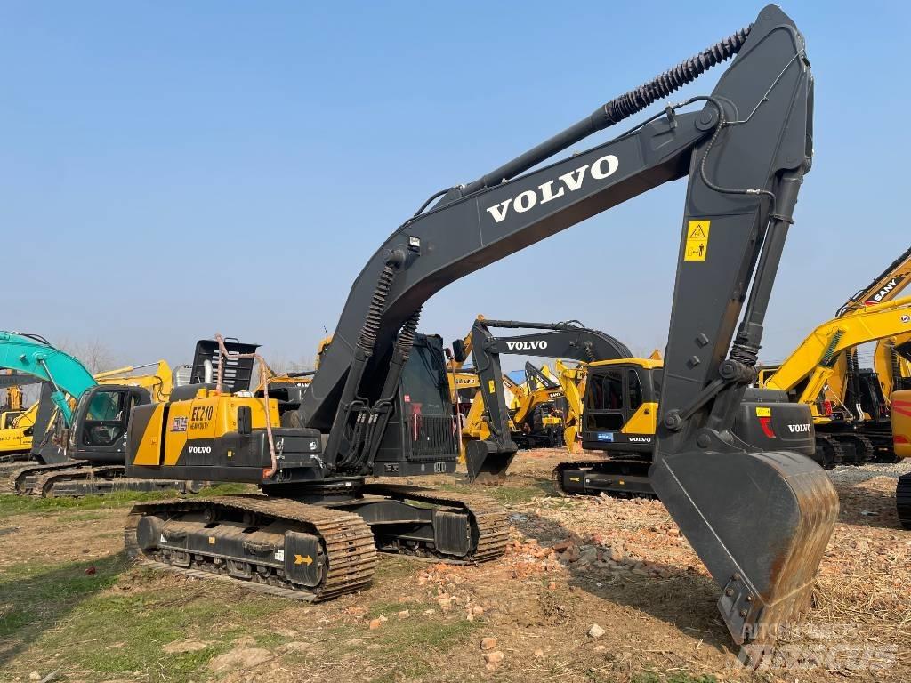 Volvo EC 210 Rupsgraafmachines