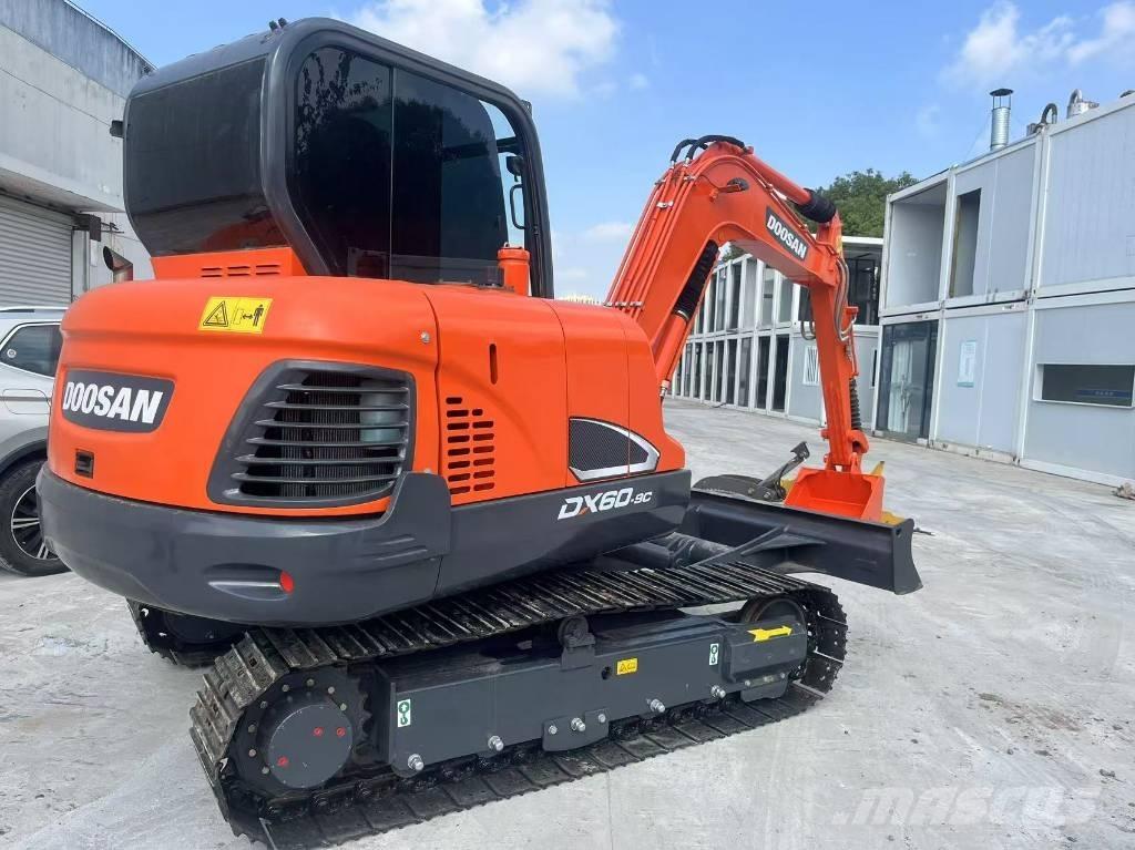 Doosan DX 60-9 C Rupsgraafmachines