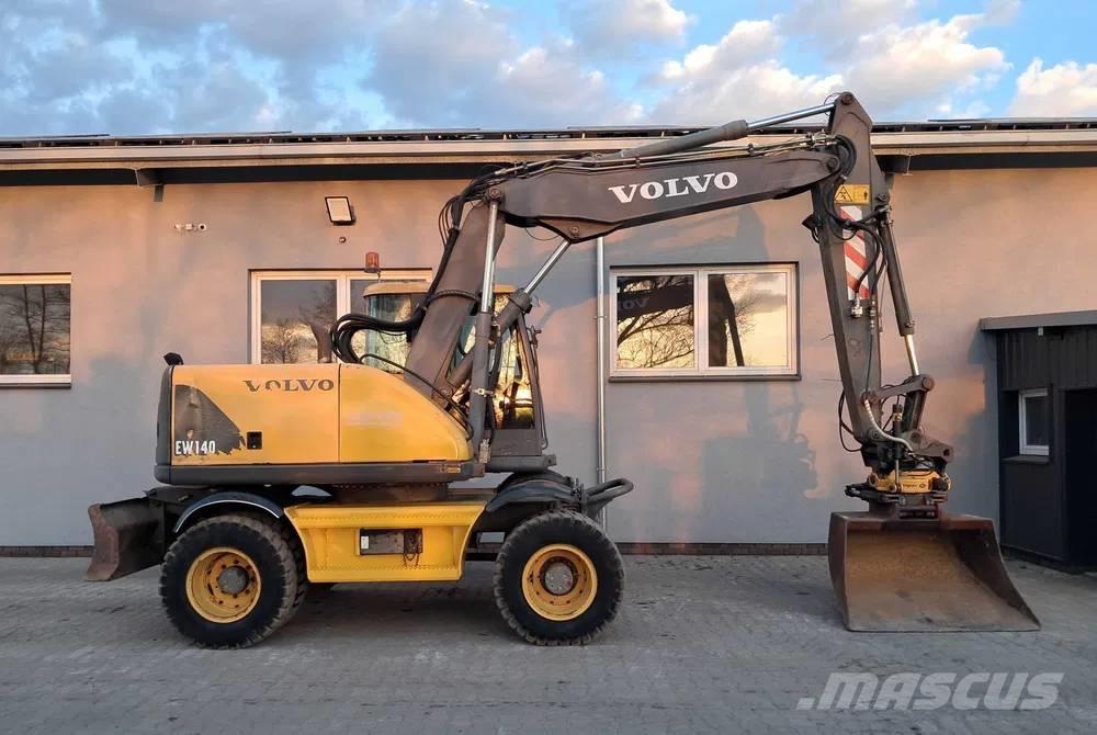 Volvo EW 140 Wielgraafmachines