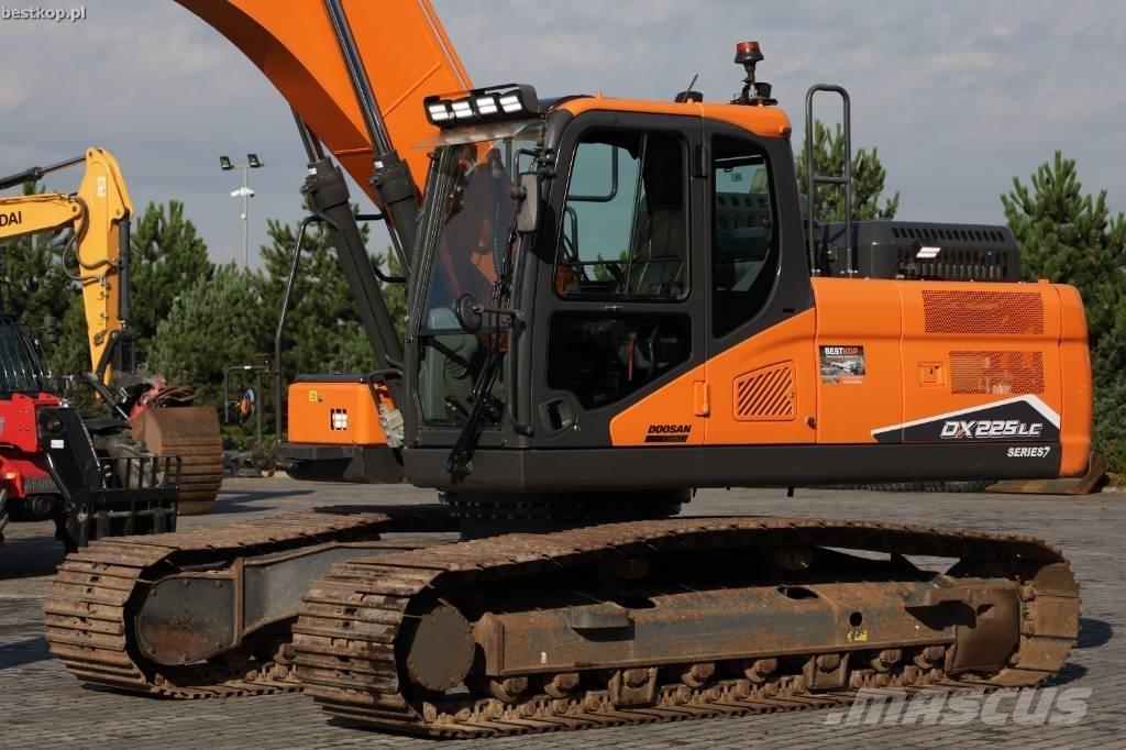 Doosan DX 225 LC-7 Rupsgraafmachines