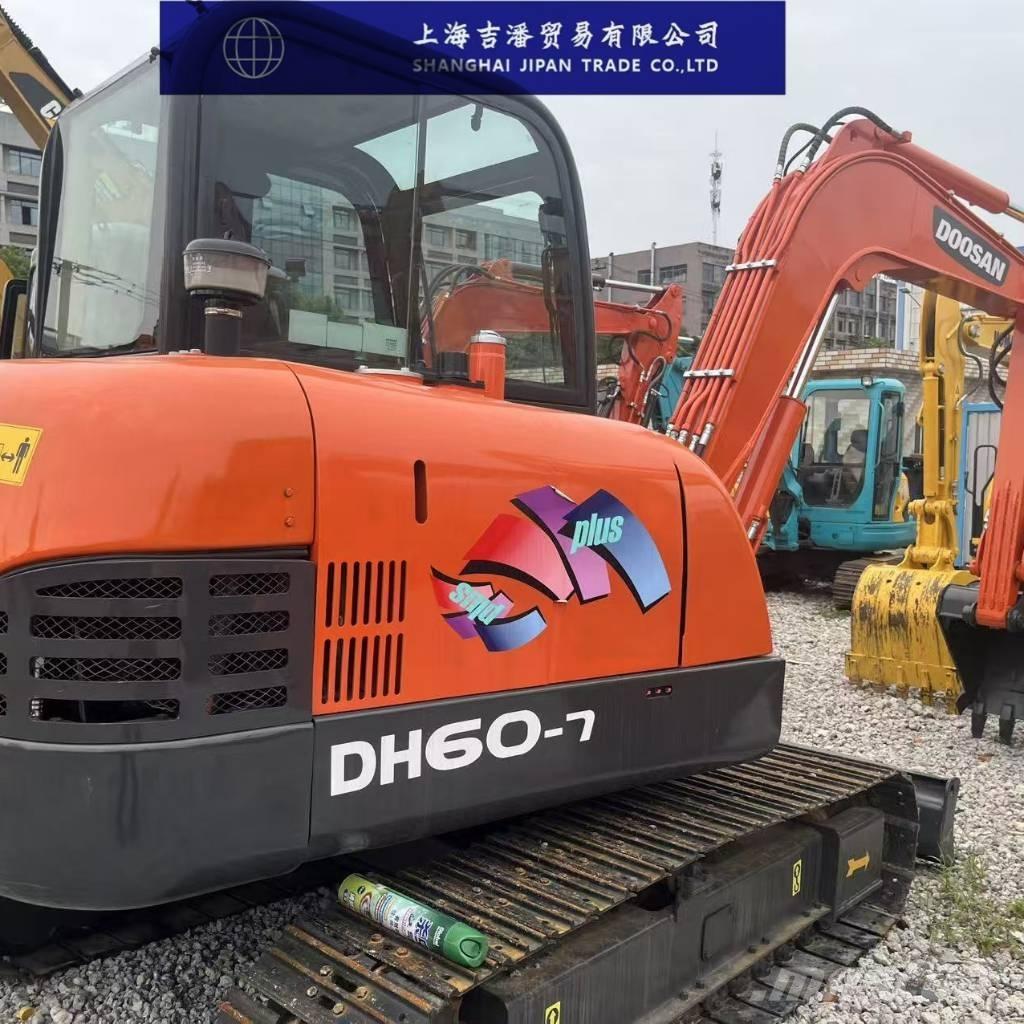 Doosan DX 60 Rupsgraafmachines