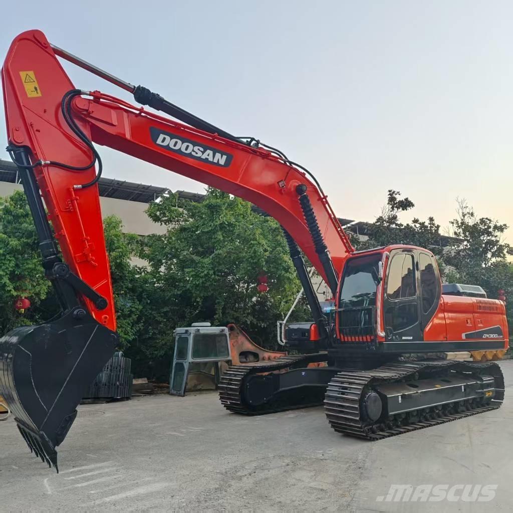Doosan DX 300 LC Rupsgraafmachines