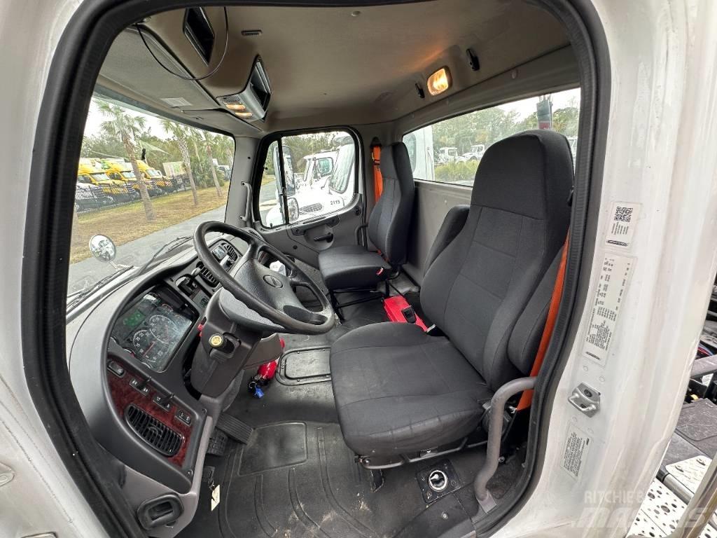 Freightliner M2 Trekkers