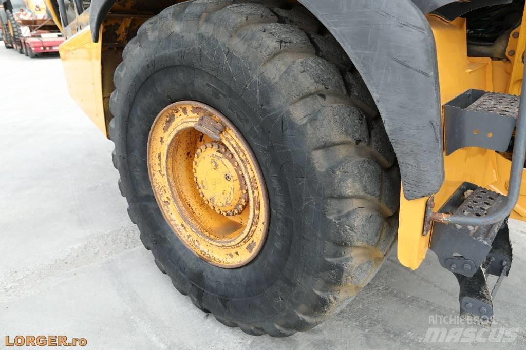 Bell B 30 E Knik dumptrucks