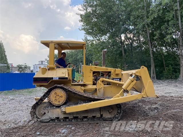 CAT D5H Rupsdozers