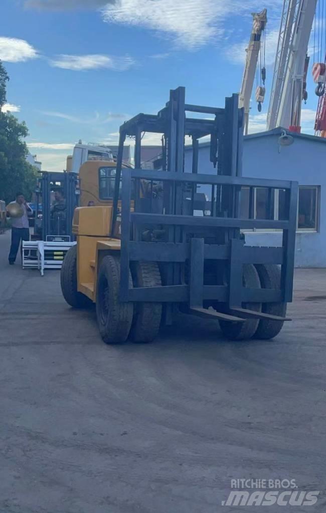 Komatsu 10 Ton Diesel heftrucks