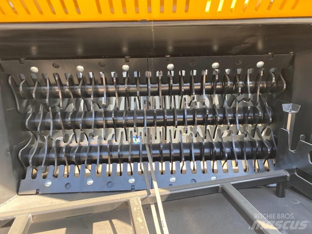 MB Crusher HDS323 Puinbakken