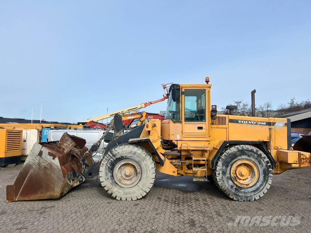 Volvo L 120 C Wielladers