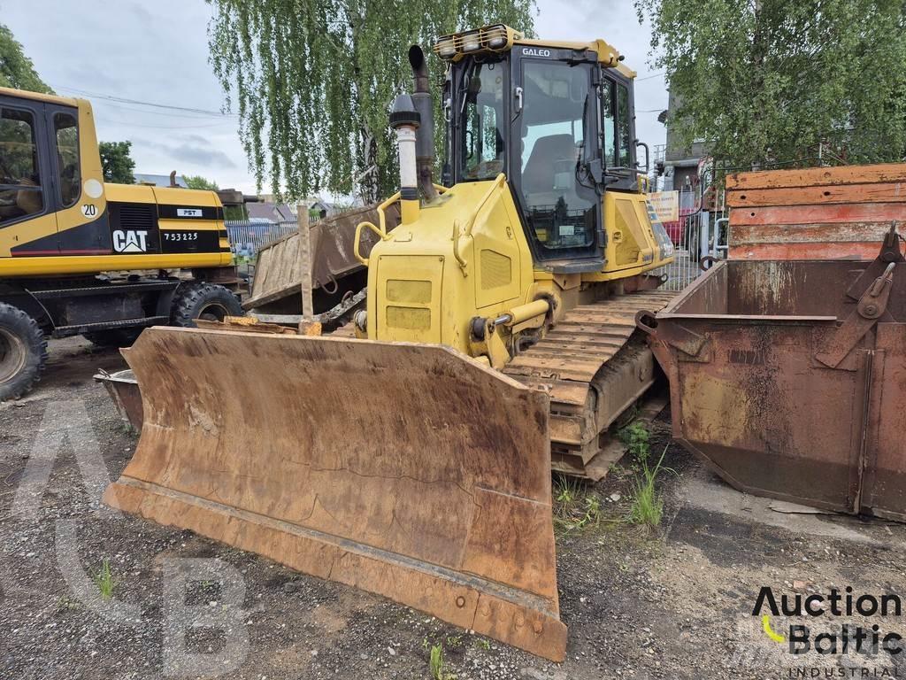 Komatsu D51EX-22 Rupsdozers