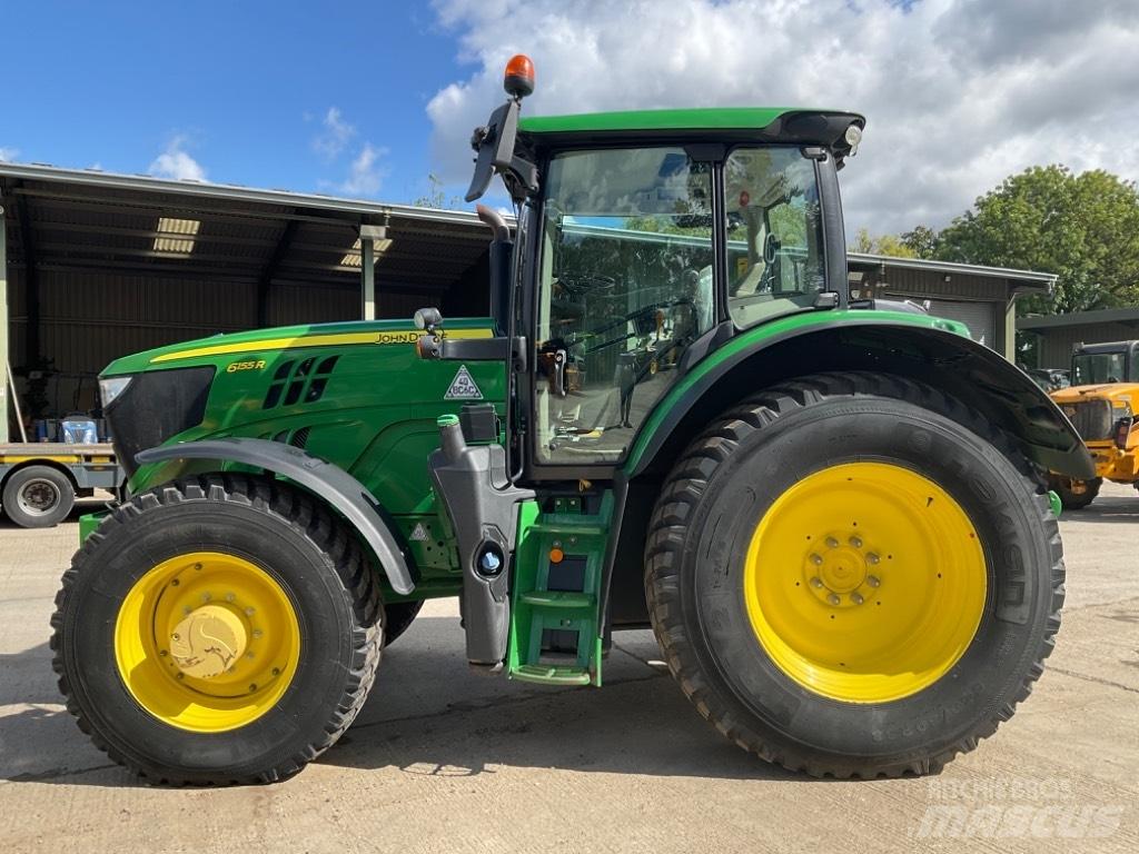 John Deere 6155 R Tractoren