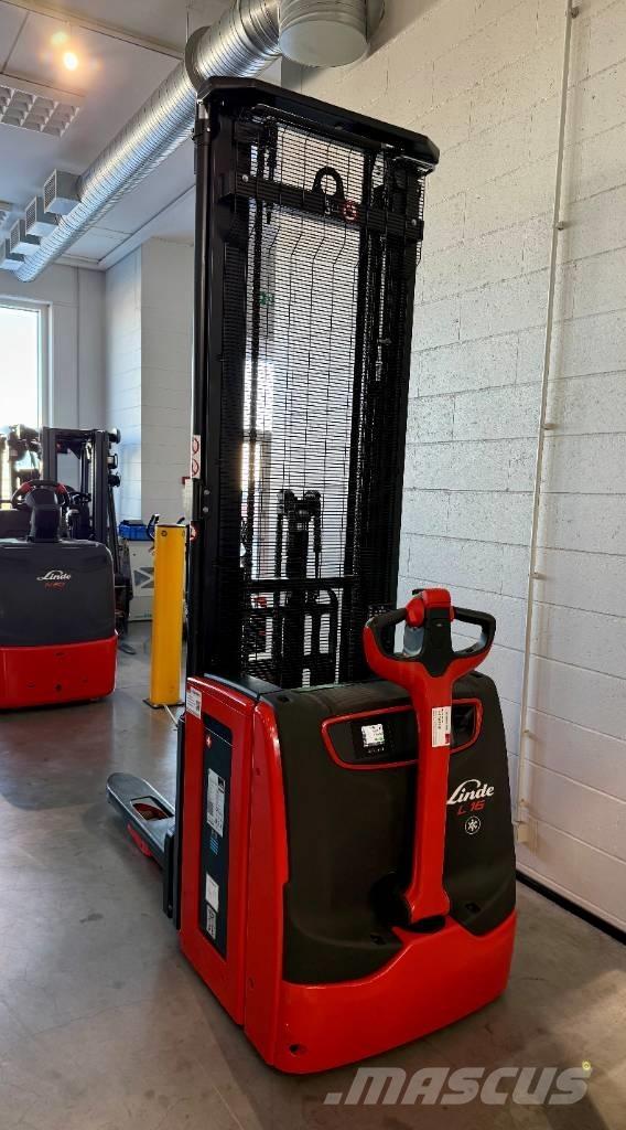 Linde L16/1173-01 Meeloop stapelaar