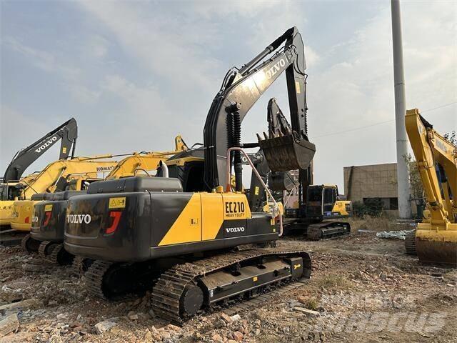 Volvo EC 210 Rupsgraafmachines