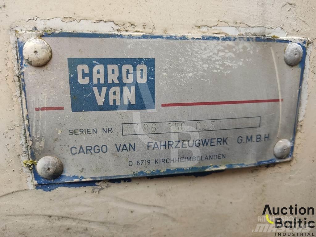 Mercedes-Benz 814 Bakwagens met gesloten opbouw